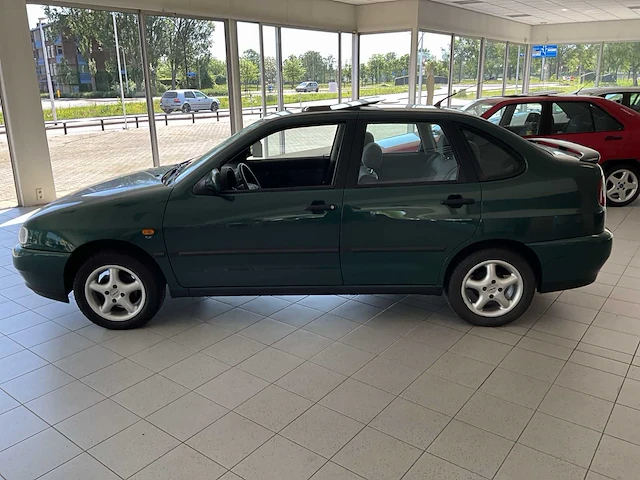 Seat cordoba personenauto - afbeelding 25 van  28