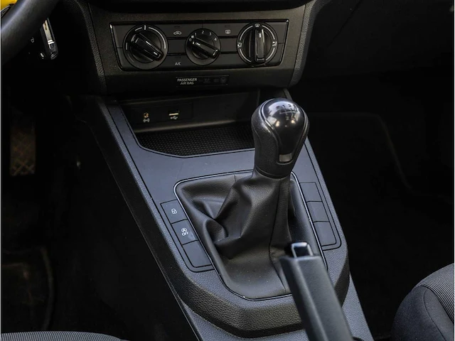 Seat ibiza 1.0 mpi reference 2019 airco parkeersensoren - afbeelding 10 van  23