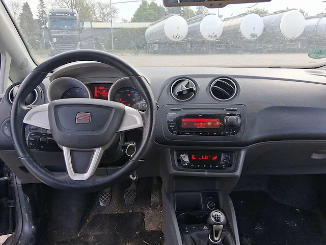 Seat ibiza 1.2 tdi style ecomotive car 2010 | 18-lzz-5 - afbeelding 16 van  24
