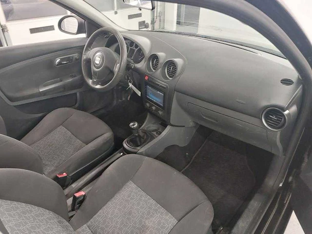Seat ibiza 1.4-16v 25 edition 1 2009 | 19-hsk-4 - afbeelding 9 van  21