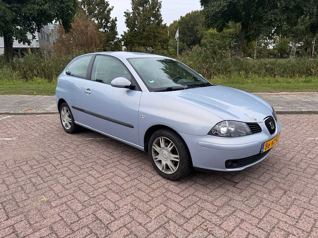Seat ibiza 1.4 16v signo, 86-nx-rz - afbeelding 3 van  14