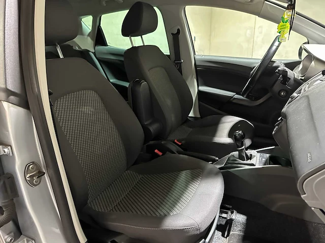 Seat ibiza 1.4 good stuff 86pk 2010, 56-llh-7 - afbeelding 29 van  38