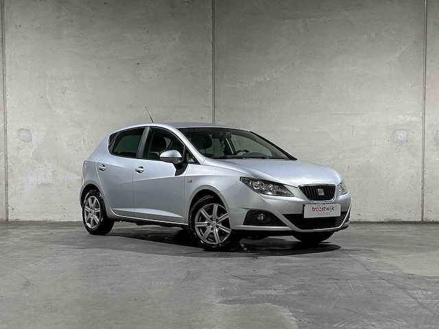Seat ibiza 1.4 good stuff 86pk 2010, 56-llh-7 - afbeelding 34 van  38