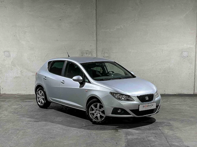 Seat ibiza 1.4 good stuff 86pk 2010, 56-llh-7 - afbeelding 35 van  38