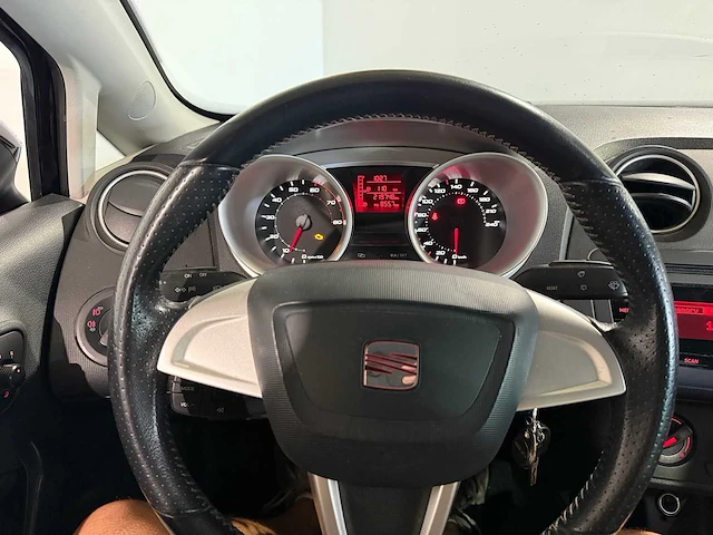 Seat ibiza 1.4 sport-up, 92-glj-5 - afbeelding 12 van  12