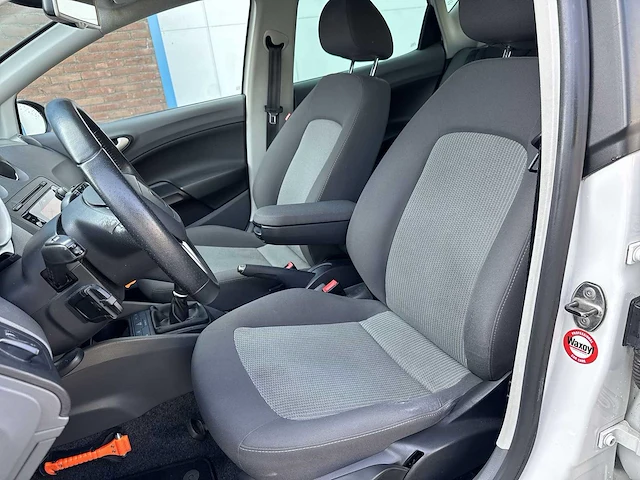 Seat ibiza sc 1.2 tdi copa style ecomotive car 2012| 16-sxx-8 - afbeelding 2 van  24