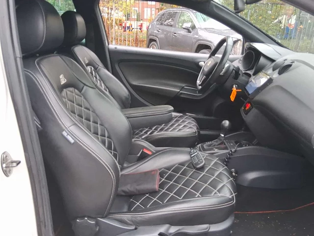 Seat ibiza sc 1.4 tsi cupra bocanegra 2011 | 27-pvl-5 - afbeelding 19 van  26