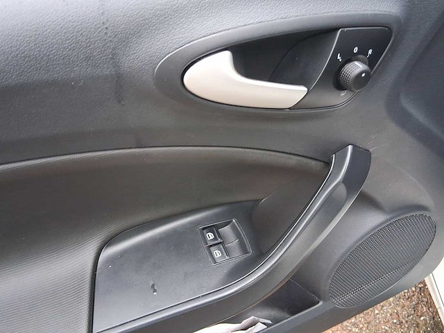 Seat ibiza sc 1.4 tsi cupra bocanegra 2011 | 27-pvl-5 - afbeelding 5 van  26