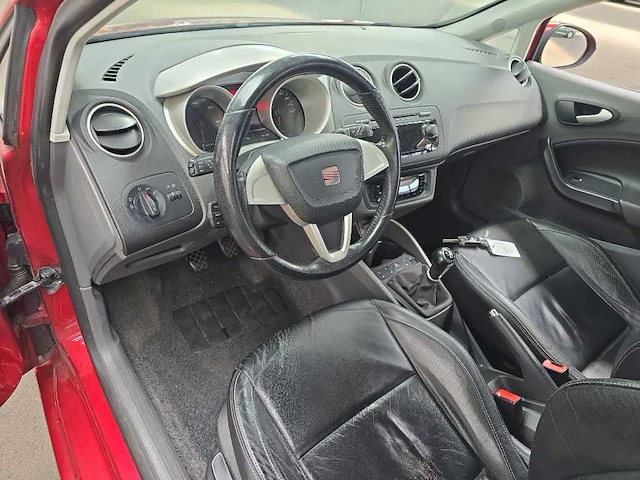 Seat ibiza st 1.2 tdi style ecomotive 2010 | 70-ndj-4 - afbeelding 7 van  18