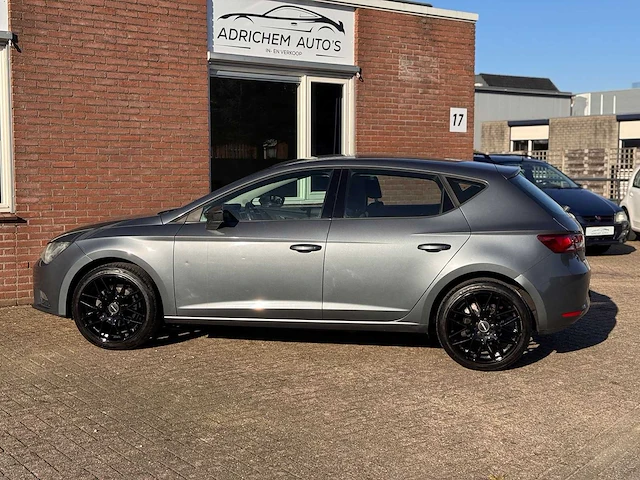 Seat leon 1.2 tsi style, 2-xdl-25 - afbeelding 2 van  23