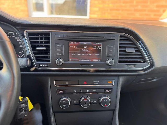 Seat leon 1.2 tsi style, 2-xdl-25 - afbeelding 13 van  23