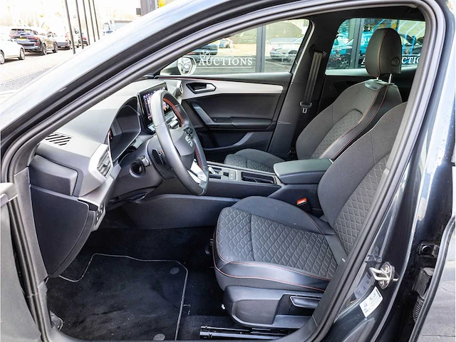Seat leon 1.4 tsi ehybrid phev fr-line 204pk automaat 2020 keyless go & entry achteruitrijcamera stoel&stuurverwarmd - afbeelding 3 van  31