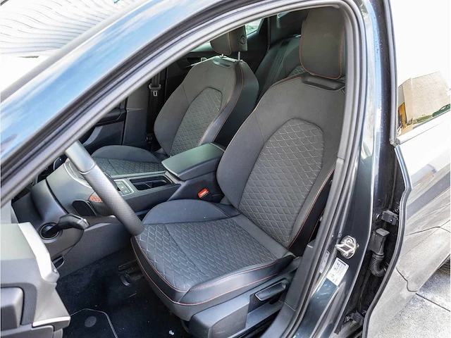 Seat leon 1.4 tsi ehybrid phev fr-line 204pk automaat 2020 keyless go & entry achteruitrijcamera stoel&stuurverwarmd - afbeelding 4 van  31
