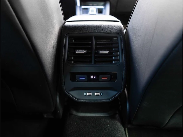 Seat leon 1.4 tsi ehybrid phev fr-line 204pk automaat 2020 keyless go & entry achteruitrijcamera stoel&stuurverwarmd - afbeelding 18 van  31
