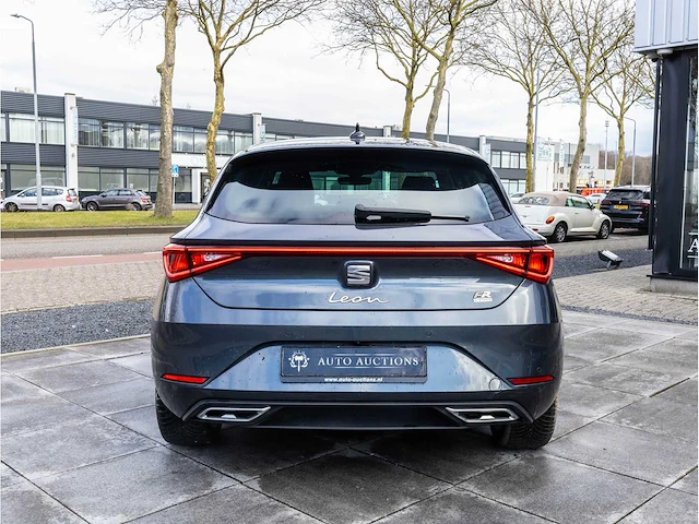 Seat leon 1.4 tsi ehybrid phev fr-line 204pk automaat 2020 keyless go & entry achteruitrijcamera stoel&stuurverwarmd - afbeelding 26 van  31