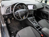 Seat leon 1.5 tsi style 2019 navigatiesysteem stoelverwarming carplay/android parkeersensoren 16"inch hagelschade - afbeelding 2 van  32