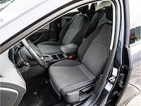 Seat leon 1.5 tsi style 2019 navigatiesysteem stoelverwarming carplay/android parkeersensoren 16"inch hagelschade - afbeelding 4 van  32