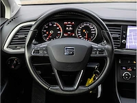 Seat leon 1.5 tsi style 2019 navigatiesysteem stoelverwarming carplay/android parkeersensoren 16"inch hagelschade - afbeelding 8 van  32