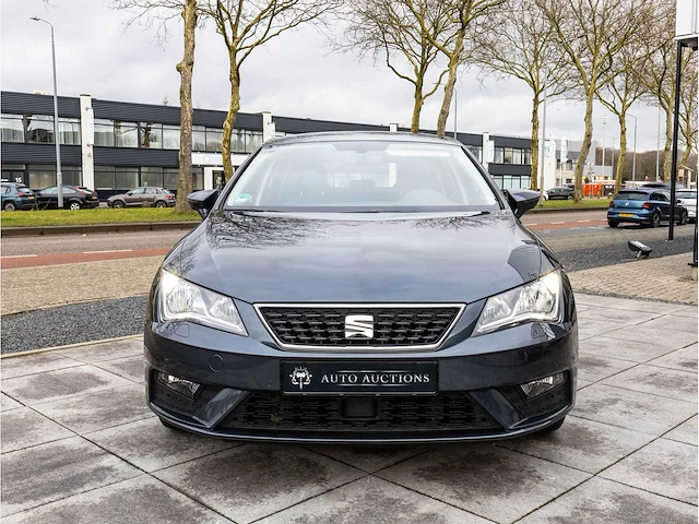 Seat leon 1.5 tsi style 2019 navigatiesysteem stoelverwarming carplay/android parkeersensoren 16"inch hagelschade - afbeelding 31 van  32