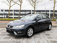 Seat leon 1.5 tsi style 2019 navigatiesysteem stoelverwarming carplay/android parkeersensoren 16"inch hagelschade - afbeelding 32 van  32