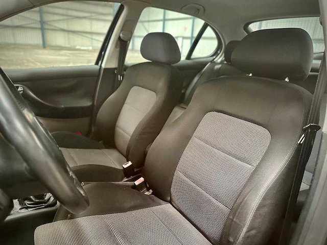 Seat leon 1.6 16v stella, 77-ls-rj - afbeelding 12 van  14