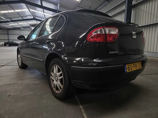 Seat leon 1.6-16v stella , 80-pr-dg en km stand - afbeelding 8 van  8