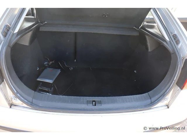 Seat leon 1.6 benzine 16v | bwjr. 2003 | kenteken: 81-ll-zd - afbeelding 13 van  24
