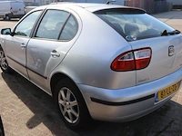 Seat leon 1.6 benzine 16v | bwjr. 2003 | kenteken: 81-ll-zd - afbeelding 19 van  24