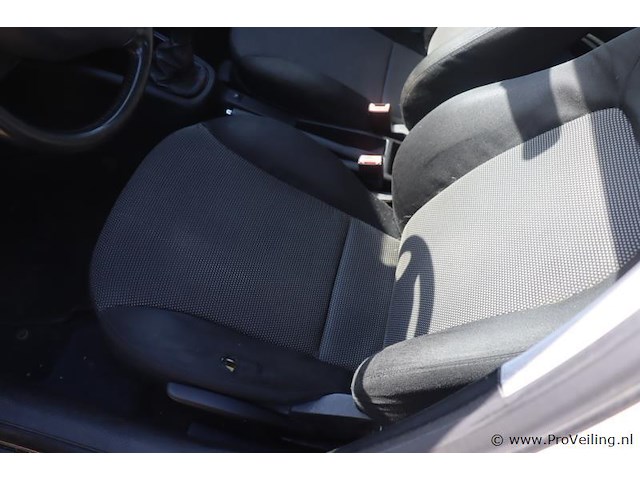 Seat leon 1.6 benzine 16v| bwjr. 2003 | kenteken: 81-ll-zd - afbeelding 3 van  24