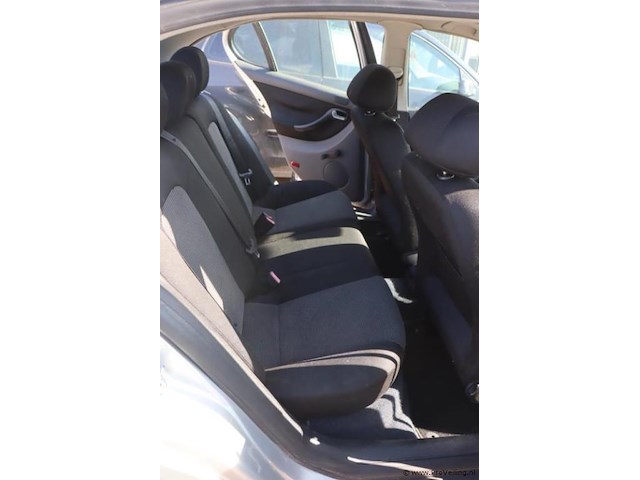 Seat leon 1.6 benzine 16v| bwjr. 2003 | kenteken: 81-ll-zd - afbeelding 11 van  24