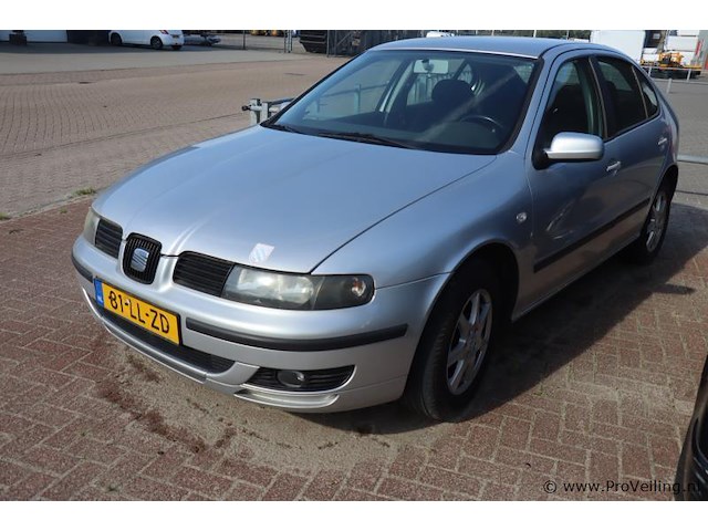 Seat leon 1.6 benzine 16v| bwjr. 2003 | kenteken: 81-ll-zd - afbeelding 1 van  24