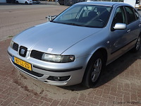 Seat leon 1.6 benzine 16v| bwjr. 2003 | kenteken: 81-ll-zd - afbeelding 1 van  24