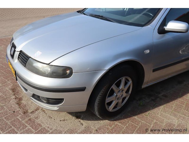 Seat leon 1.6 benzine 16v| bwjr. 2003 | kenteken: 81-ll-zd - afbeelding 18 van  24