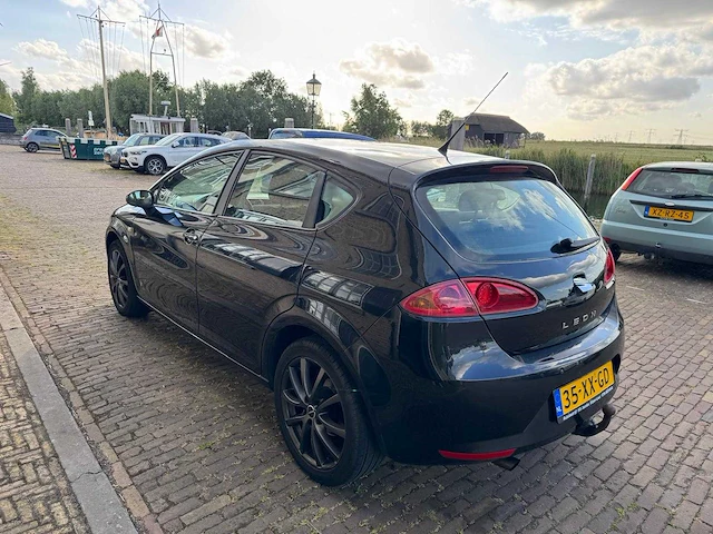 Seat leon 1.6 sportstyle 35-xx-gd - afbeelding 11 van  16