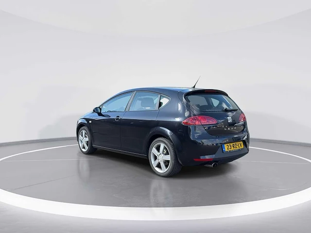 Seat leon 1.6 stylance car 2005 | 23-rz-lv i - afbeelding 22 van  25
