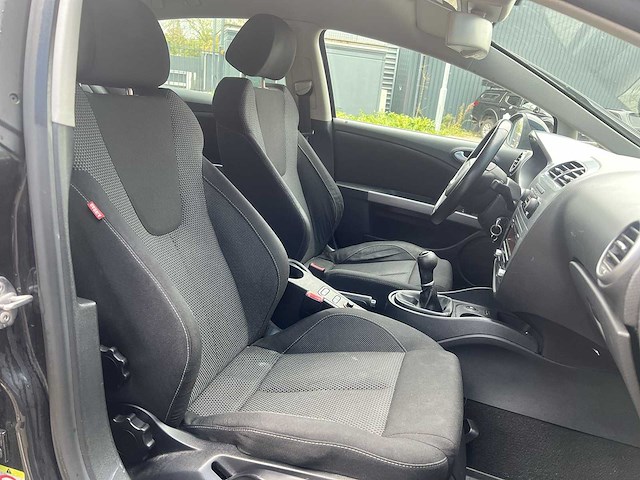 Seat leon 1.8 tfsi sport 2011 | g-332-sg - afbeelding 24 van  31