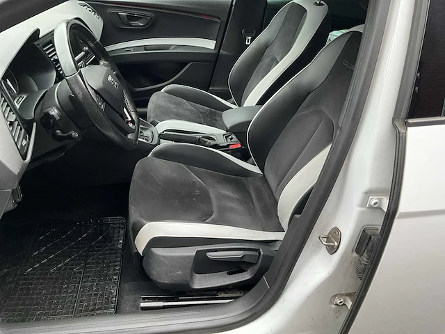 Seat leon cupra - personenauto - afbeelding 22 van  23