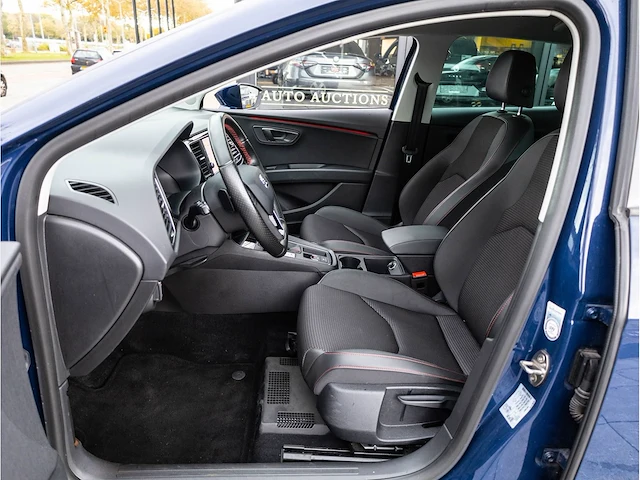 Seat leon fr 2.0 tsi 190pk automaat 2018 beats audio achteruitrijcamera stoelverwarming carplay/android dab 17"inch - afbeelding 3 van  32