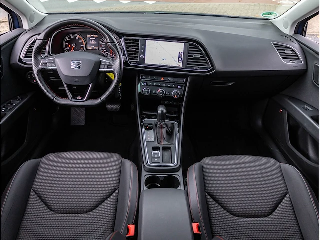 Seat leon fr 2.0 tsi 190pk automaat 2018 beats audio achteruitrijcamera stoelverwarming carplay/android dab 17"inch - afbeelding 6 van  32