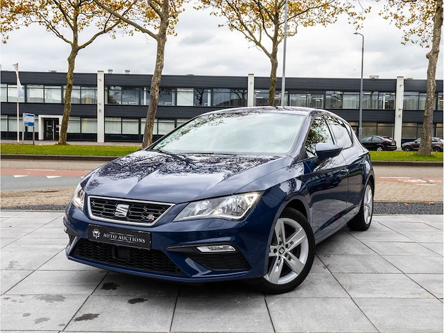 Seat leon fr 2.0 tsi 190pk automaat 2018 beats audio achteruitrijcamera stoelverwarming carplay/android dab 17"inch - afbeelding 1 van  32