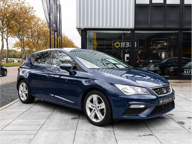 Seat leon fr 2.0 tsi 190pk automaat 2018 beats audio achteruitrijcamera stoelverwarming carplay/android dab 17"inch - afbeelding 30 van  32