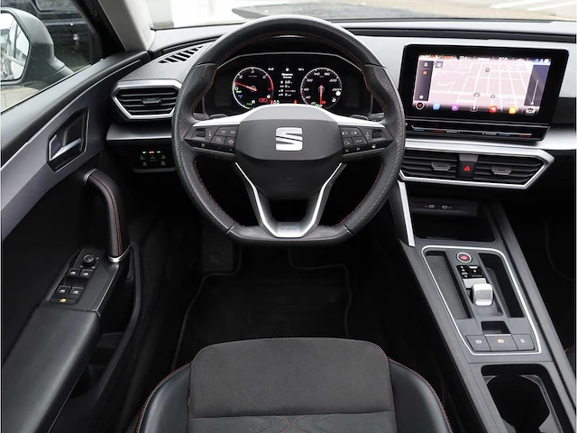 Seat leon sportstourer 1.4 tsi ehybrid phev 204pk automaat 2021 - afbeelding 16 van  37