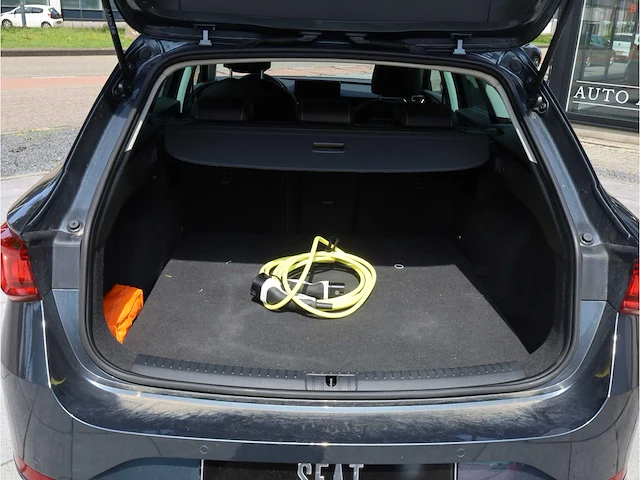 Seat leon sportstourer ehybrid xcellence 1.4 tsi phev 204pk automaat 2021 - afbeelding 10 van  42