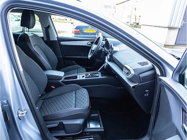 Seat leon sportstourer fr 1.5 etsi automaat 2021 virtual cockpit led dab carplay/android getint glas 17"inch - afbeelding 16 van  25