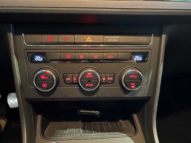 Seat leon st 1.0 ecotsi st. businessline, pb-198-h - afbeelding 4 van  18