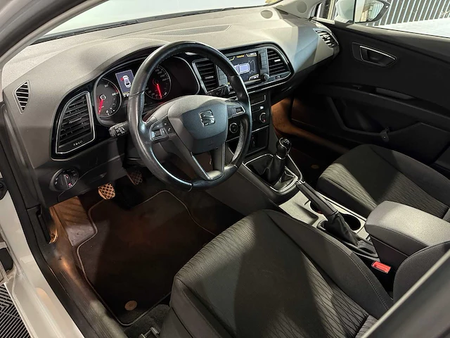 Seat leon st 1.6 tdi sty. con.eco, hs-187-p - afbeelding 17 van  18