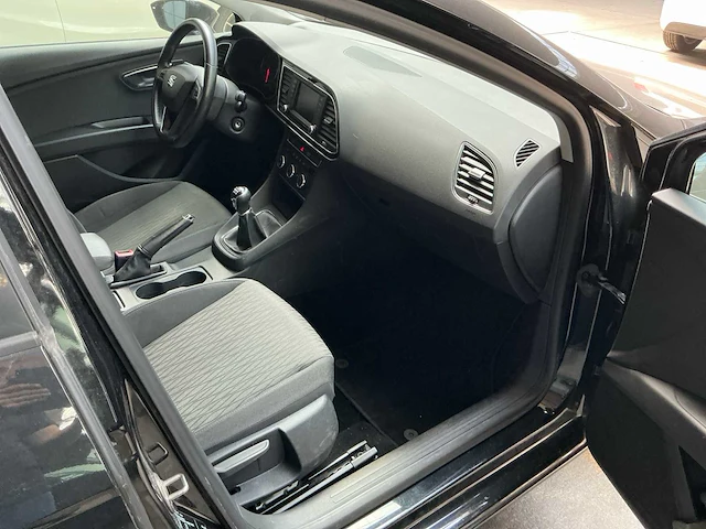 Seat leon st bedrijfswagen (gh-362-k) - afbeelding 6 van  22