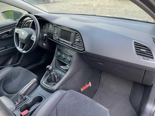 Seat leon st tdi 4-xxl-19 - afbeelding 9 van  47