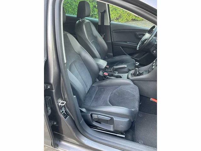 Seat leon st tdi 4-xxl-19 - afbeelding 10 van  47