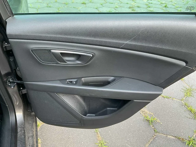 Seat leon st tdi 4-xxl-19 - afbeelding 16 van  47